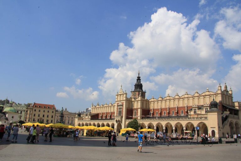 Центральная площадь города. Вроцлав. Польша. Июль 2013
