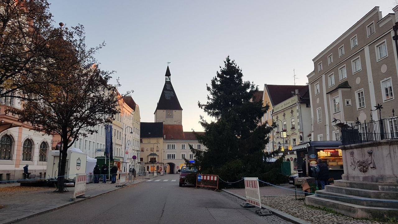 Центральная площадь, Браунау-ам-Инн, Австрия. Декабрь, 2018
