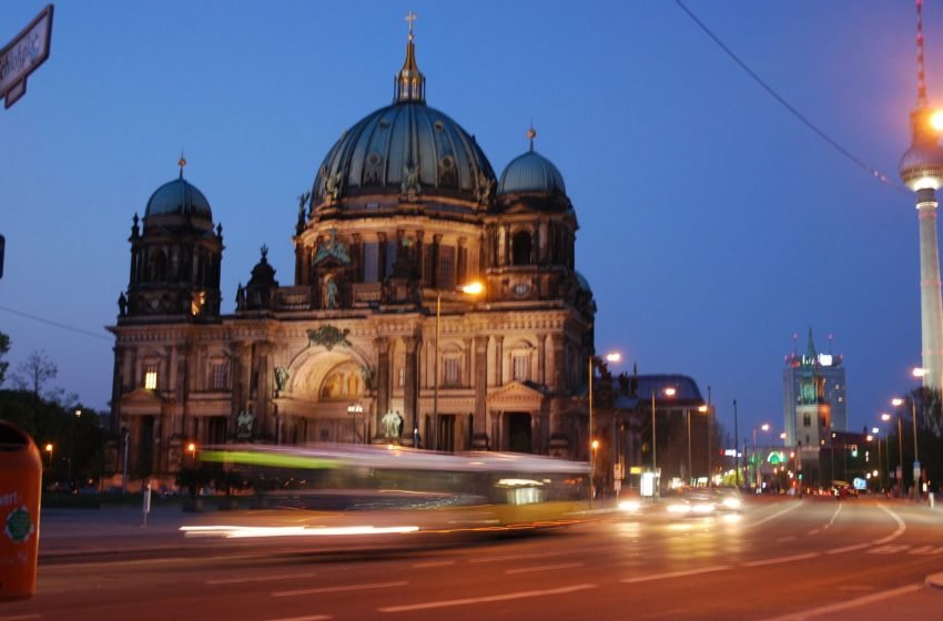  Берлинский кафедральный собор, Берлин, Германия. Апрель, 2011