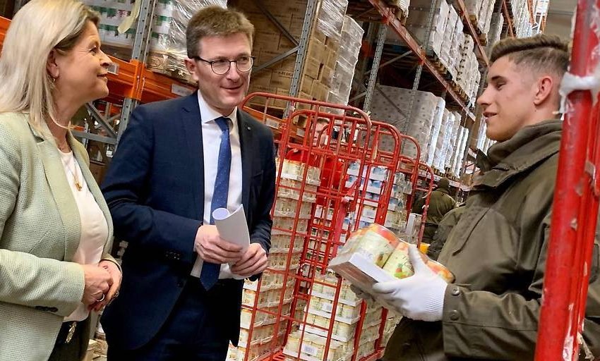  В Австрии 700 солдат помогают работе логистических центров для бесперебойной поставки продуктов питания в супермаркеты