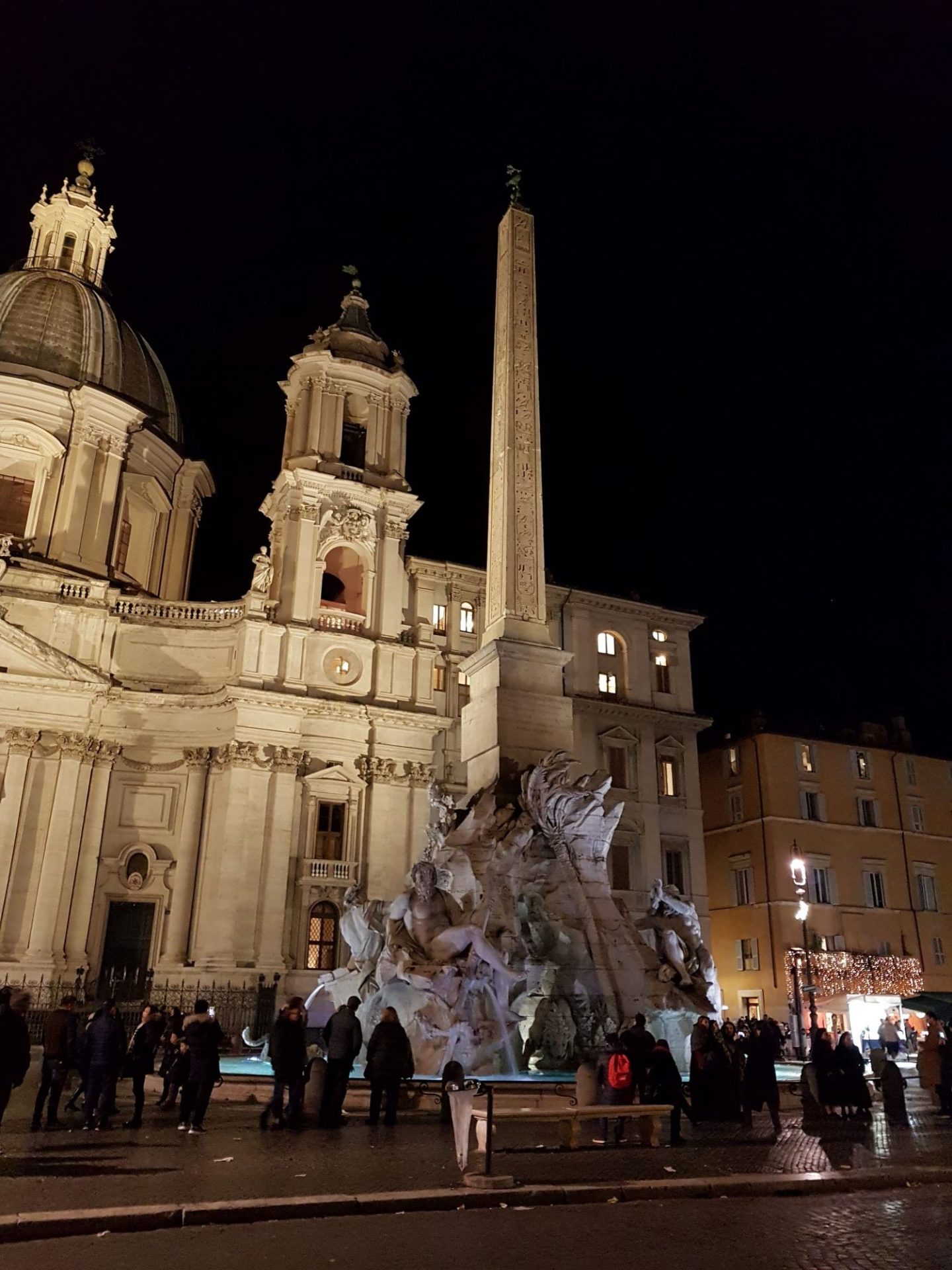 Фонтан Четырёх рек, Рим, Италия. Январь, 2019 Фонтан Четырёх рек, Рим, Италия. Январь, 2019
