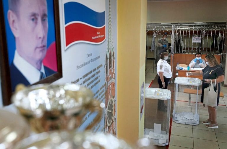 77,9 процента за конституционные изменения Путина — русские в Австрии против
