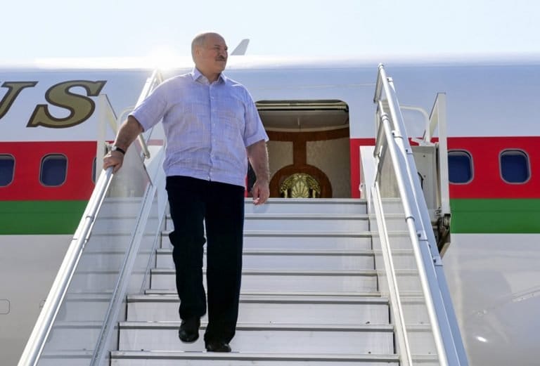 СМИ Австрии: удобный союз Путина и Лукашенко