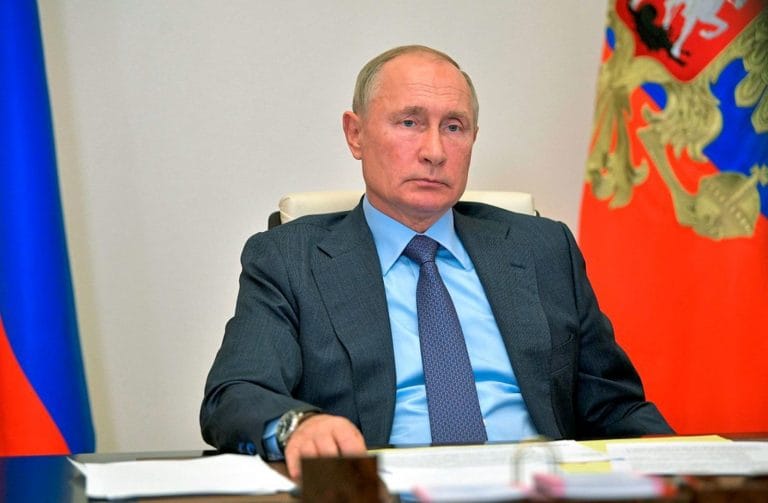 СМИ Австрии: Путин призывает к немедленному прекращению огня в Нагорном Карабахе