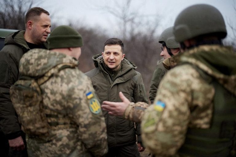 НАТО предупреждает Россию об эскалации конфликта на Украине