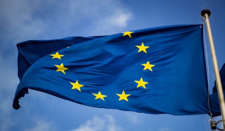 Низкий имидж ЕС в Австрии и Германии.