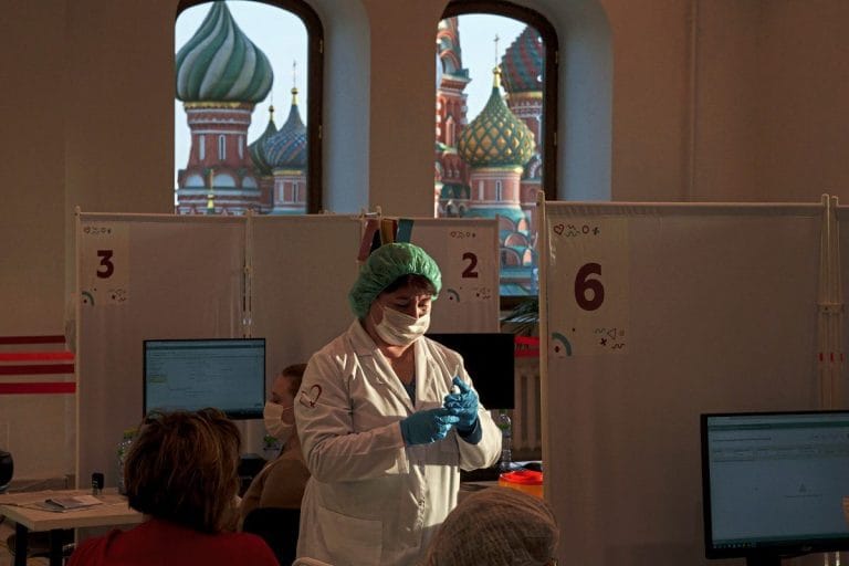 СМИ Австрии: ЕС обеспокоен поддельными сертификатами о вакцинации от коронавируса из России