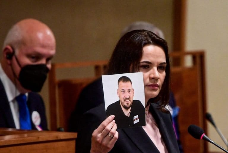 СМИ Австрии: муж Тихановской приговорён к 18 годам колонии в Беларуси