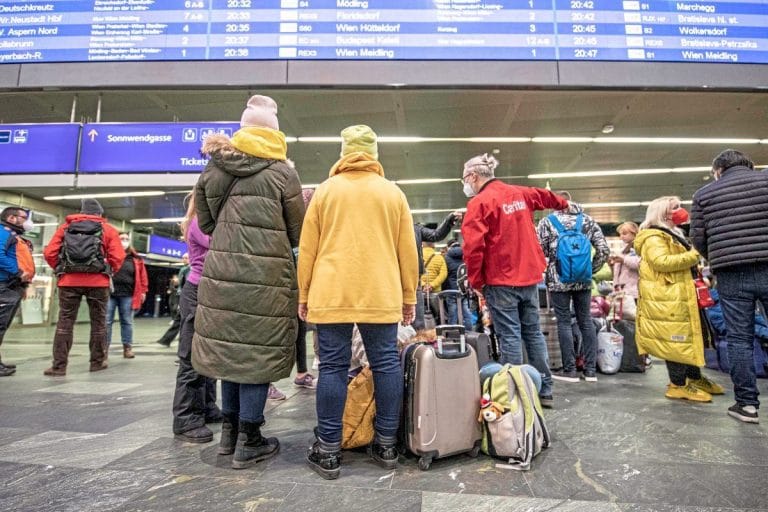 На сегодняшний день из Украины в Австрию бежали около 45 тысяч человек