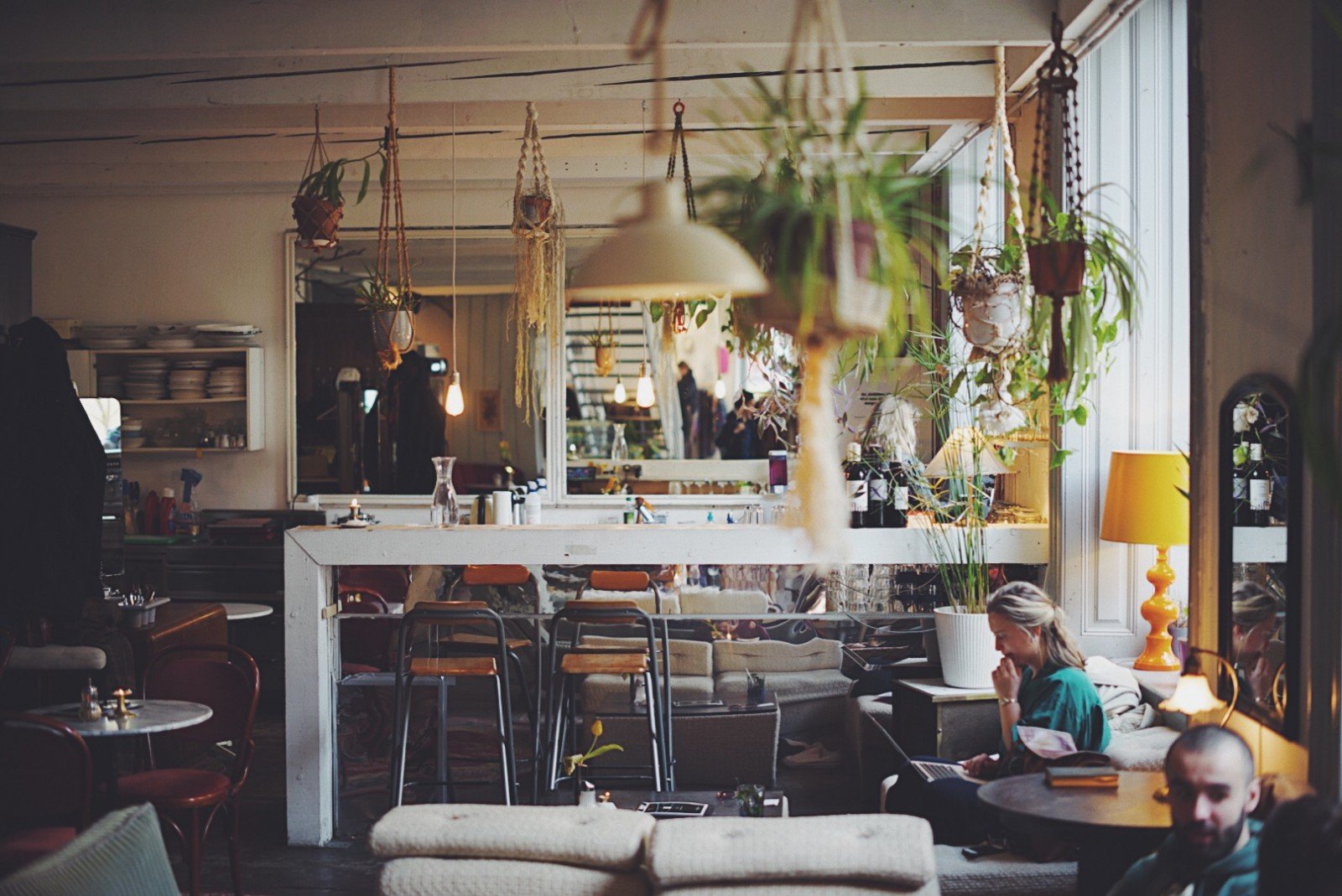 Наблюдения эмигранта: уютное венское кафе Cafe in der Burggasse24