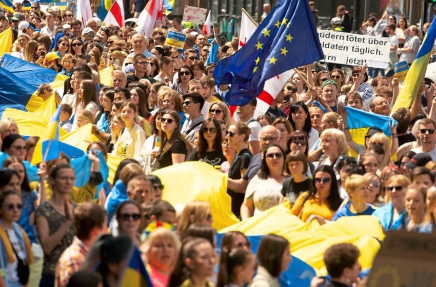  СМИ Австрии: желание Украины присоединиться поставило ЕС перед дилеммой
