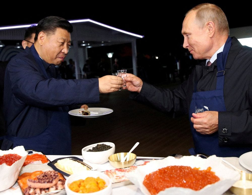 СМИ Австрии: Си встретился с Путиным в Узбекистане