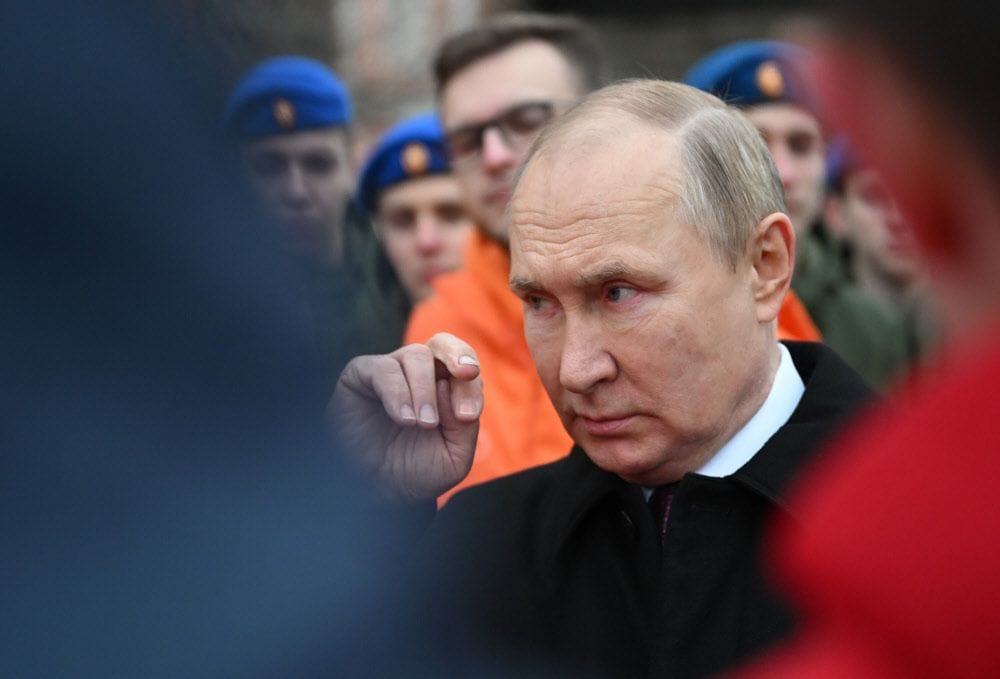 СМИ Австрии: Путин хочет отправить заключённых в Украину