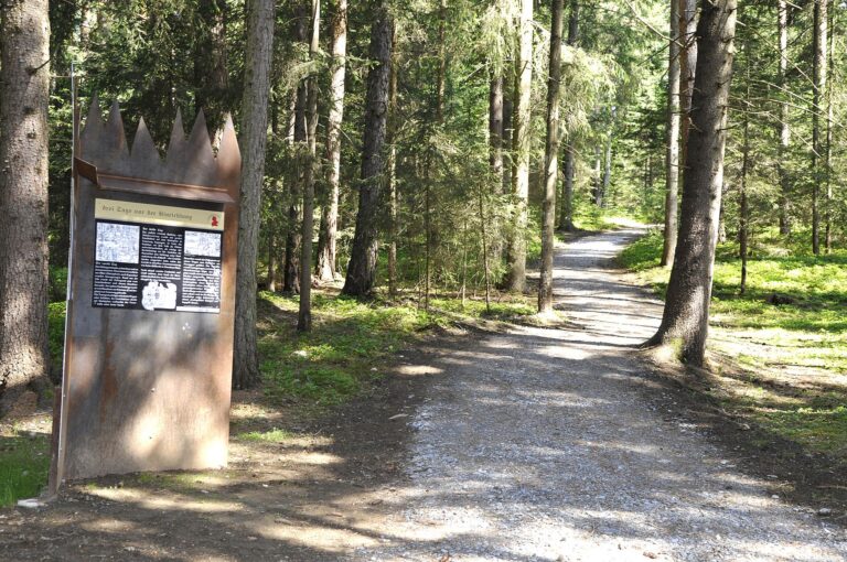 Richtstättenweg Passeggen — чёрная страница в истории Австрии