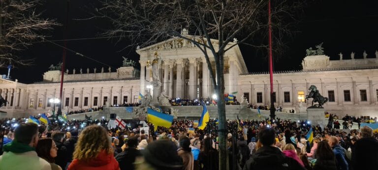 Наблюдения эмигранта: 699-ый день войны в Украине