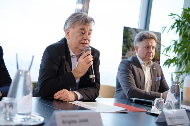 Коглер: «ÖVP навлекает на себя историческую вину»