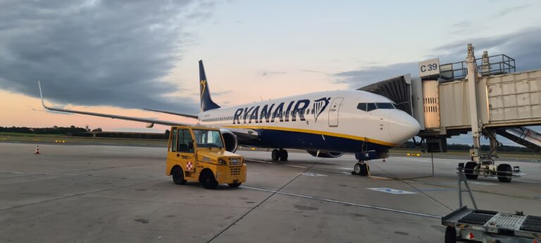 Вена слишком дорогая для Ryanair: авиакомпания выводит часть флота