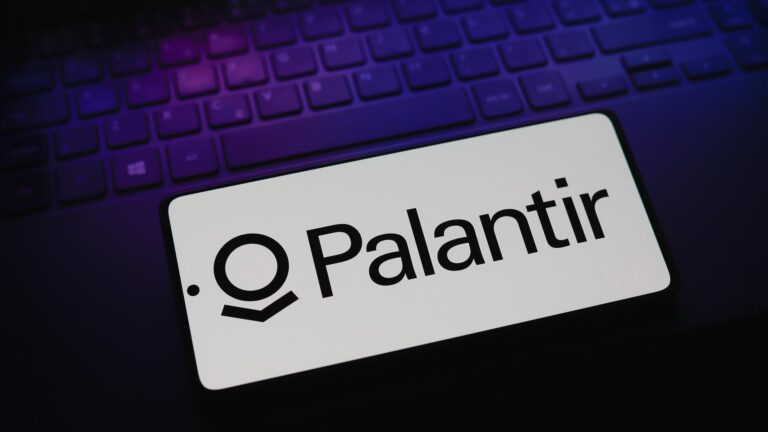 Palantir: компания, которая должна «сделать Америку более смертоносной»