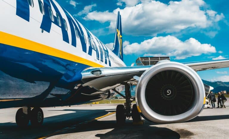 Ryanair продолжает сокращать предложение из Вены: аэропорт требует отмены госпошлины