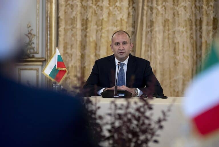 Пророссийский президент Радев намерен преодолеть политический застой в Болгарии