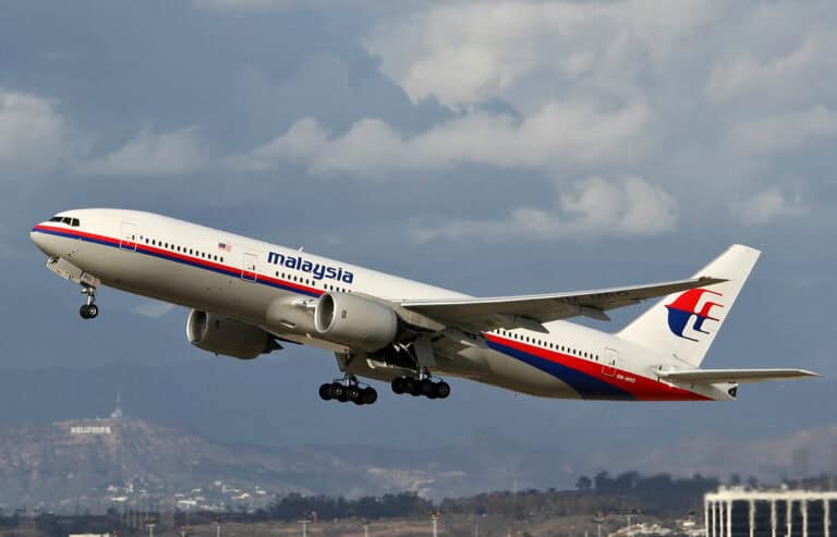 Тайна рейса MH370 остаётся неразгаданной спустя 12 лет после исчезновения