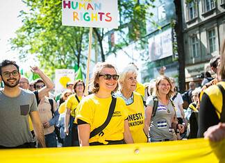 Amnesty International критикует ущемление прав человека в Австрии